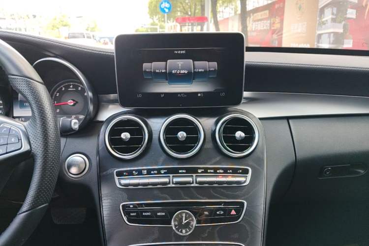 Used Mercedes-Benz C-Class 2015 C 260 L Sport Edition Audio And AC Panel