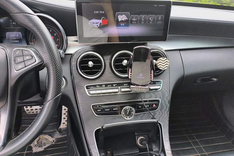 Used Mercedes-Benz C-Class 2015 Restyled C 180 L Sport Edition Audio And AC Panel