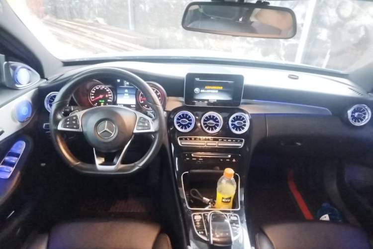 Used Mercedes-Benz C-Class 2015 C 200 Sport Edition Center Console