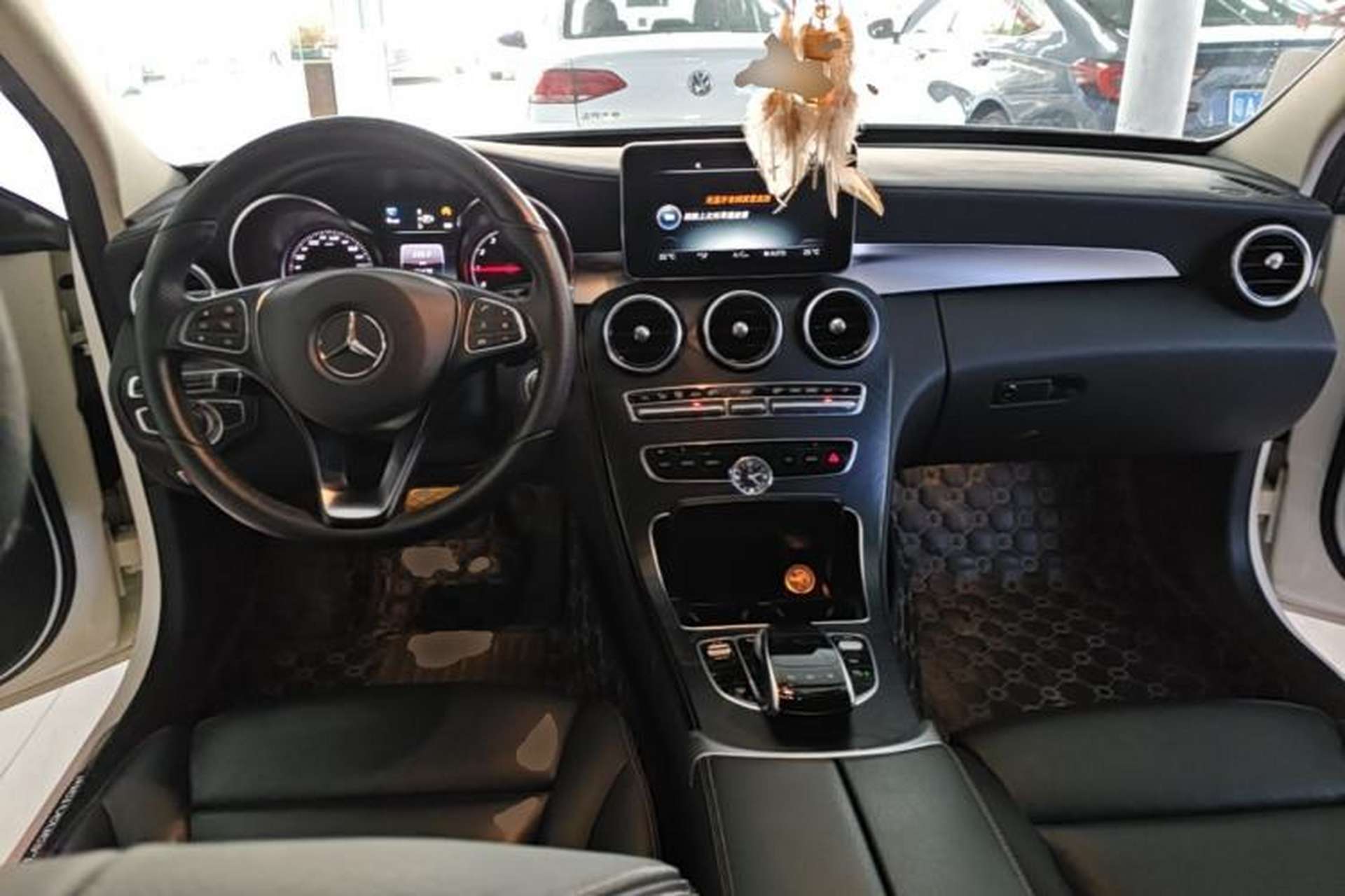 Used Mercedes-Benz C-Class 2015 C 260 L Sport Edition Center Console