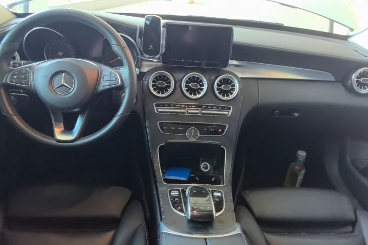 Used Mercedes-Benz C-Class 2015 Revised C 200 L Sport Edition Center Console