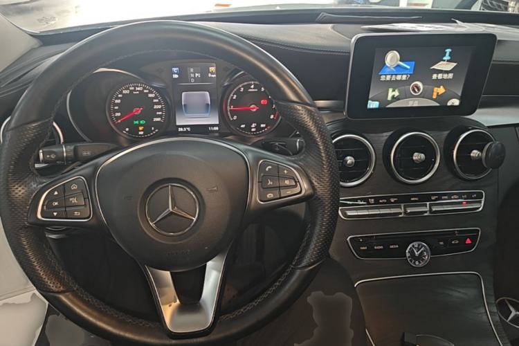 Used Mercedes-Benz C-Class 2015 C 200 L 4MATIC Sport Edition Center Console