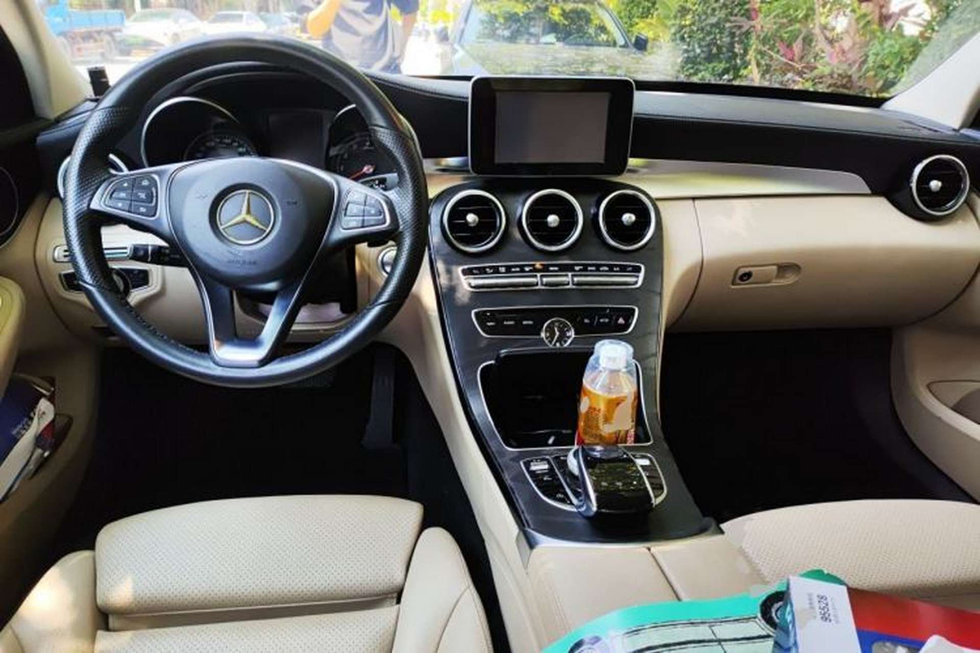Used Mercedes-Benz C-Class 2015 Facelift C 180 L Center Console