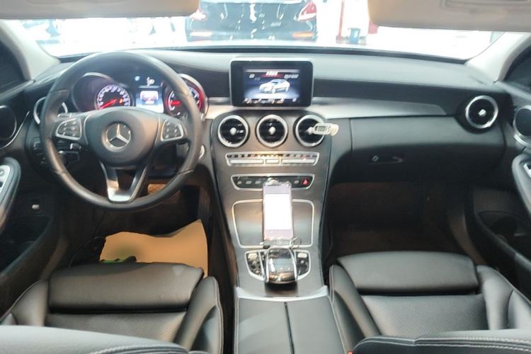 Used Mercedes-Benz C-Class 2015 Revised C 200 L Sport Edition Center Console