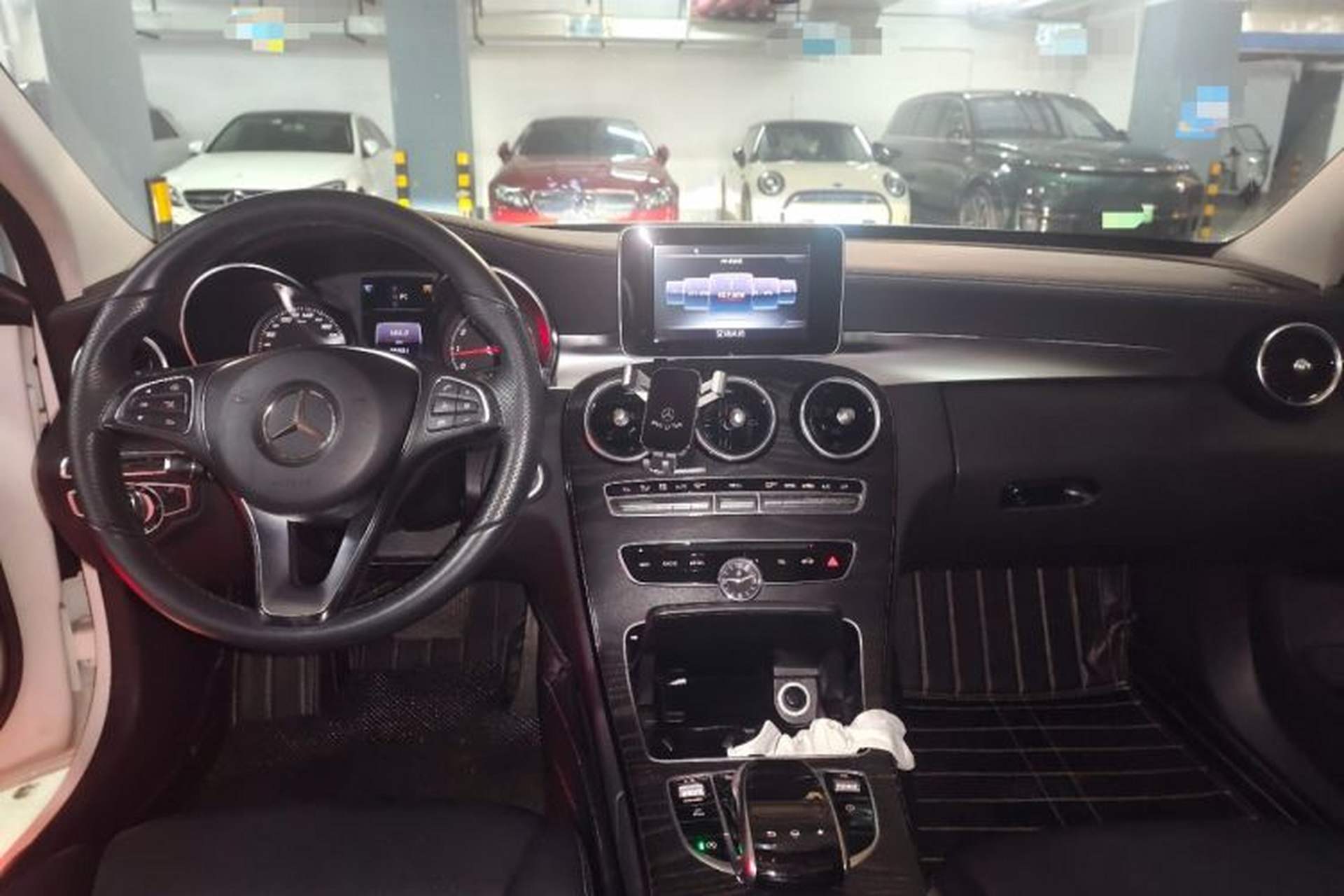 Used Mercedes-Benz C-Class 2015 Revised C 200 L Sport Edition Center Console