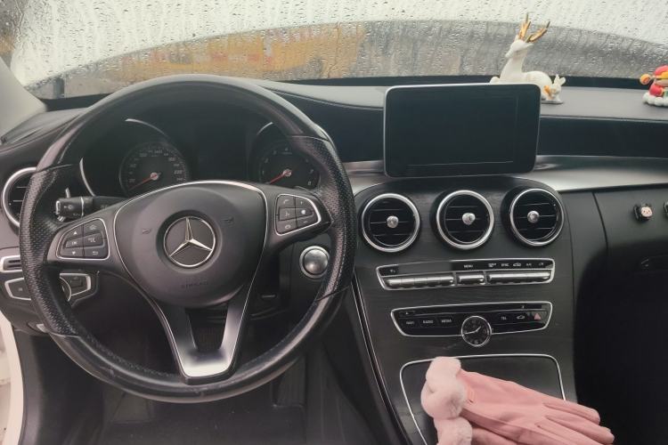 Used Mercedes-Benz C-Class 2015 Restyled C 180 L Sport Edition Center Console