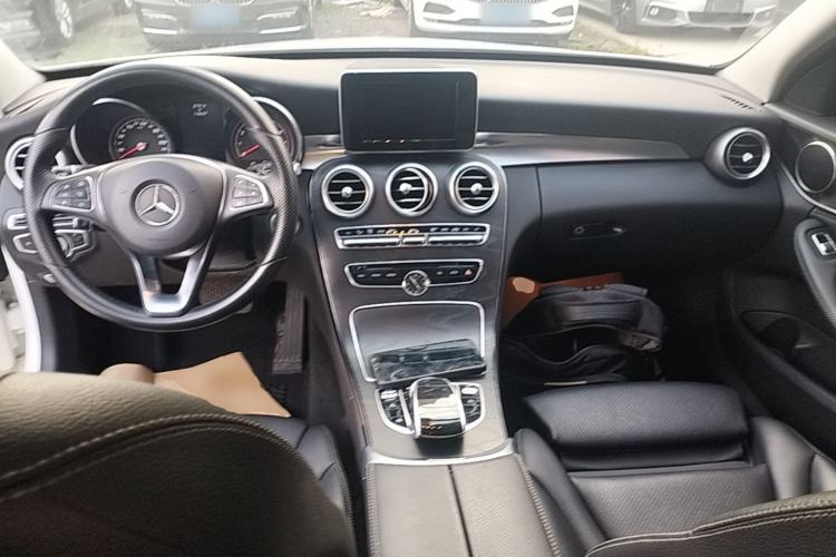 Used Mercedes-Benz C-Class 2015 C 200 station wagon Center Console
