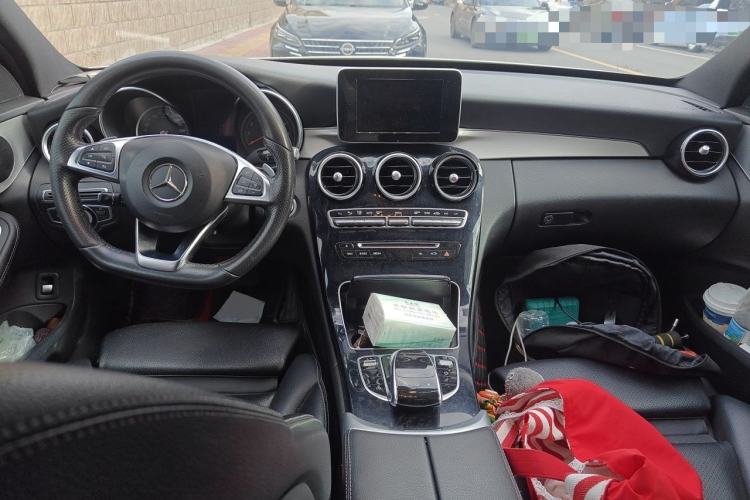 Used Mercedes-Benz C-Class 2015 C 200 Sport Edition Center Console