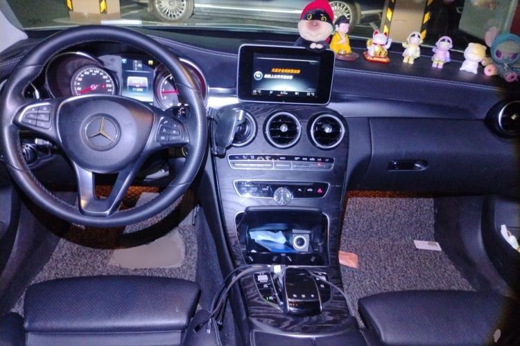 Used Mercedes-Benz C-Class 2015 Revised C 200 L Sport Edition Center Console