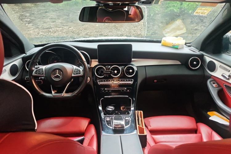 Used Mercedes-Benz C-Class 2015 C 300 Sport Edition Center Console