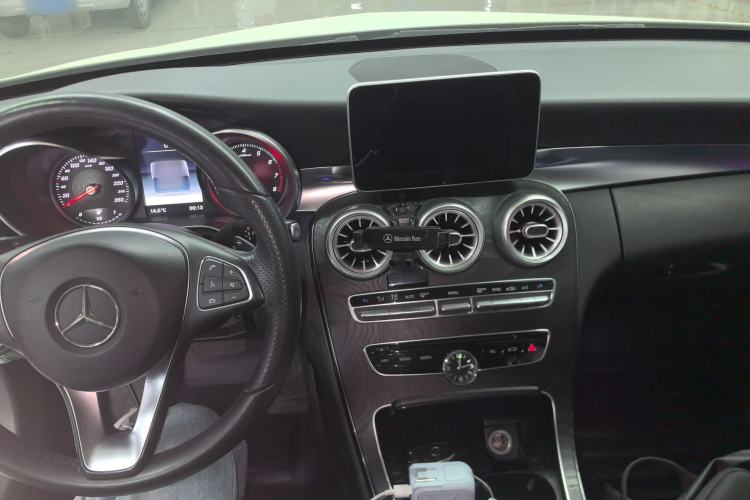 Used Mercedes-Benz C-Class 2015 C 200 station wagon Center Console