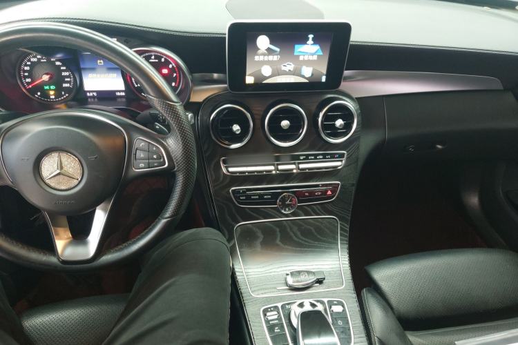 Used Mercedes-Benz C-Class 2015 Revised C 200 L Sport Edition Center Console