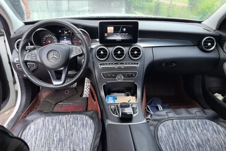 Used Mercedes-Benz C-Class 2015 C 260 L Sport Edition Center Console