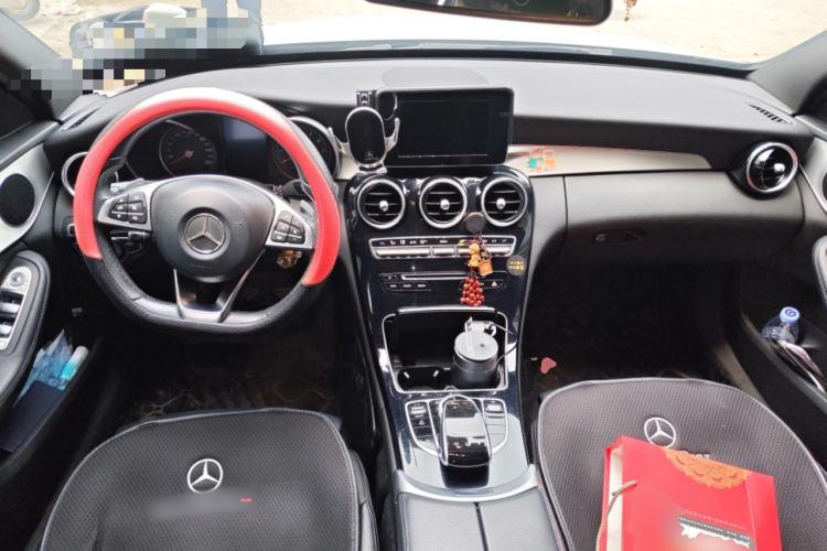 Used Mercedes-Benz C-Class 2015 C 200 Sport Edition 4MATIC Center Console