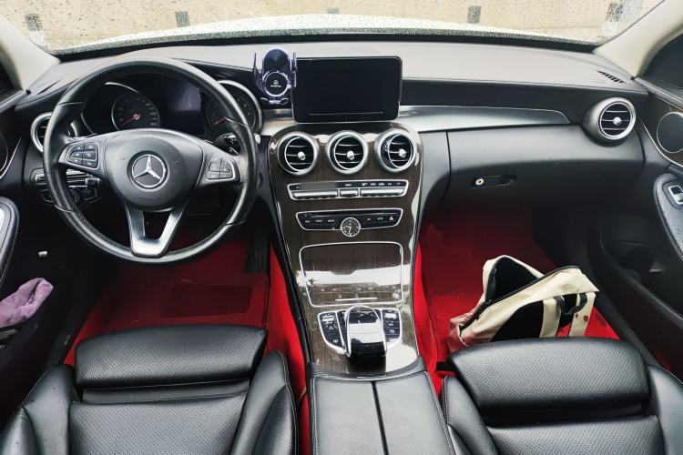 Used Mercedes-Benz C-Class 2015 C 200 L Sport Edition Center Console