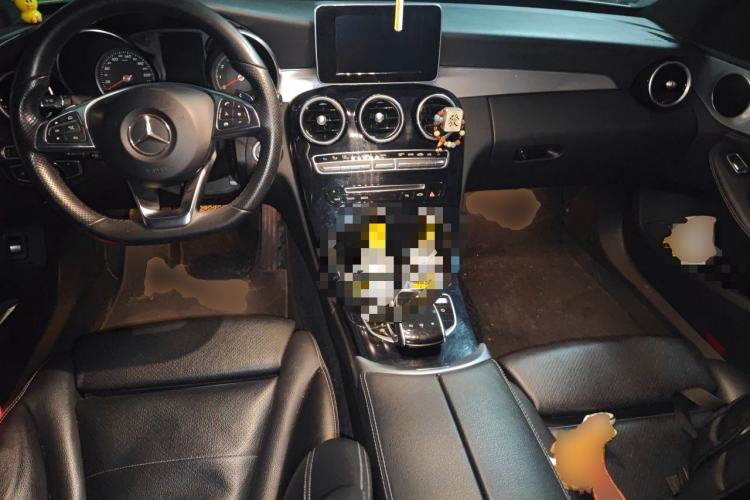 Used Mercedes-Benz C-Class 2015 C 200 Sport Edition Center Console