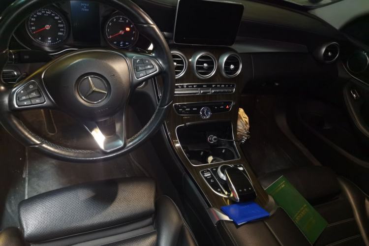 Used Mercedes-Benz C-Class 2015 Revised C 200 L Sport Edition Center Console