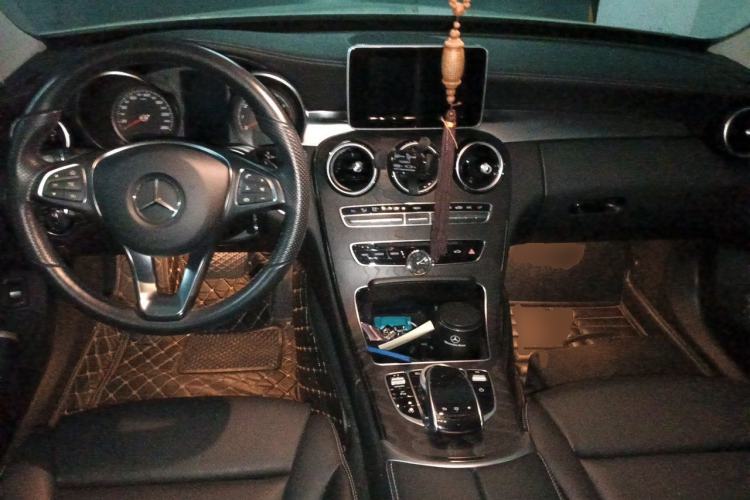 Used Mercedes-Benz C-Class 2015 Restyled C 180 L Sport Edition Center Console