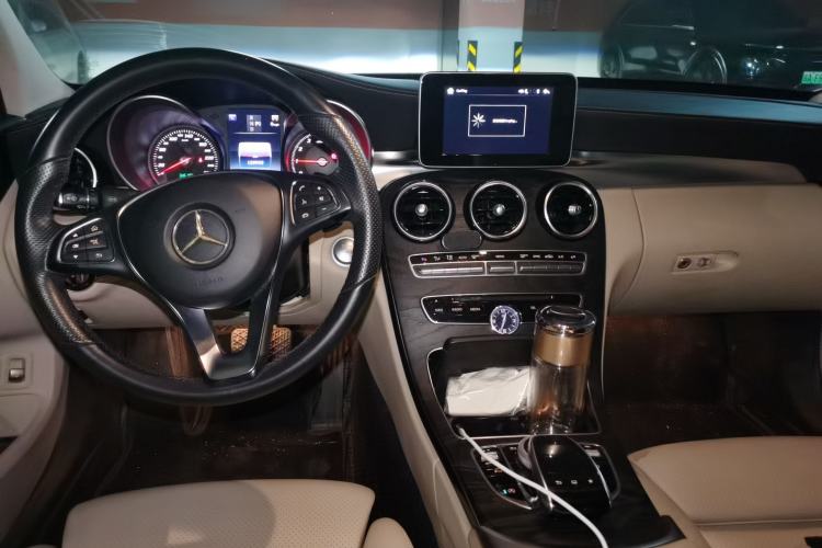 Used Mercedes-Benz C-Class 2015 Revised C 200 L Sport Edition Center Console
