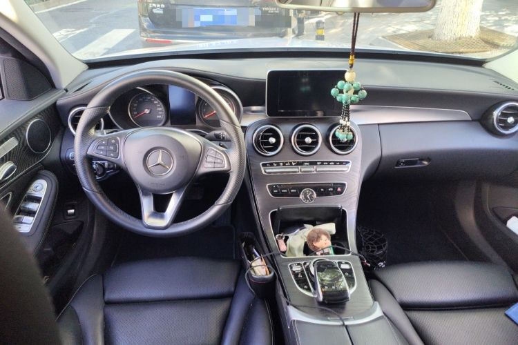 Used Mercedes-Benz C-Class 2015 Revised C 200 L Sport Edition Center Console