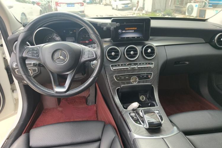 Used Mercedes-Benz C-Class 2015 C 200 L 4MATIC Sport Edition Center Console