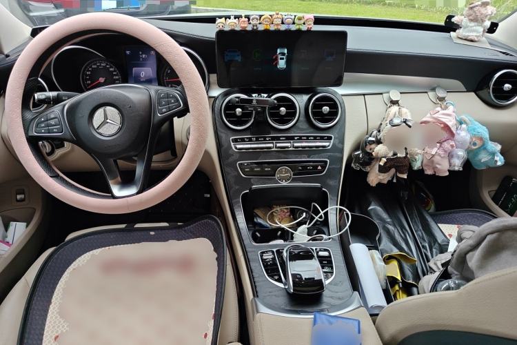 Used Mercedes-Benz C-Class 2015 C 260 L Sport Edition Center Console