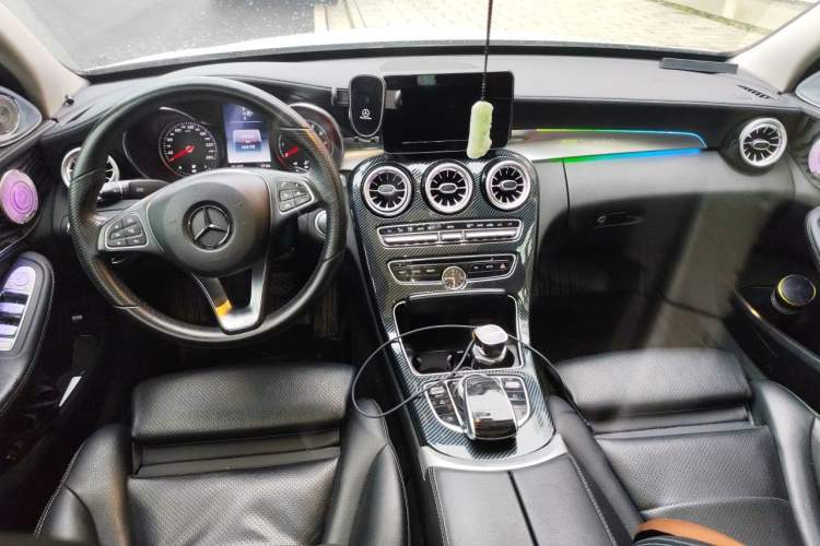 Used Mercedes-Benz C-Class 2015 Revised C 200 L Sport Edition Center Console