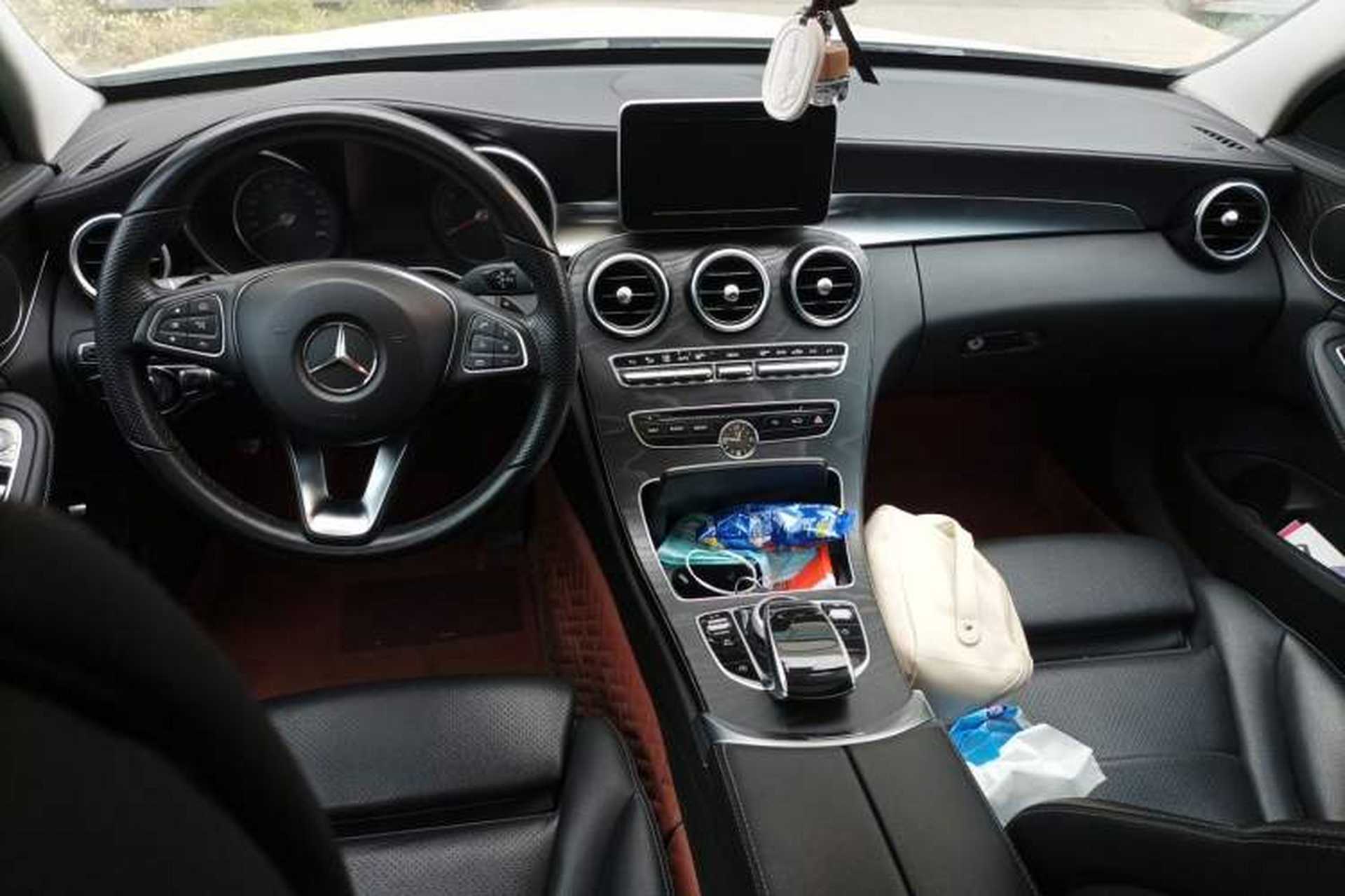 Used Mercedes-Benz C-Class 2015 Revised C 200 L Sport Edition Center Console