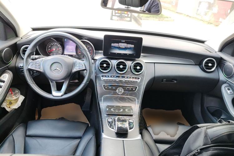 Used Mercedes-Benz C-Class 2015 C 260 L Sport Edition Center Console