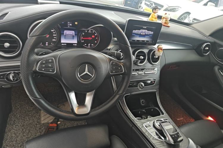 Used Mercedes-Benz C-Class 2015 Revised C 200 L Sport Edition Center Console
