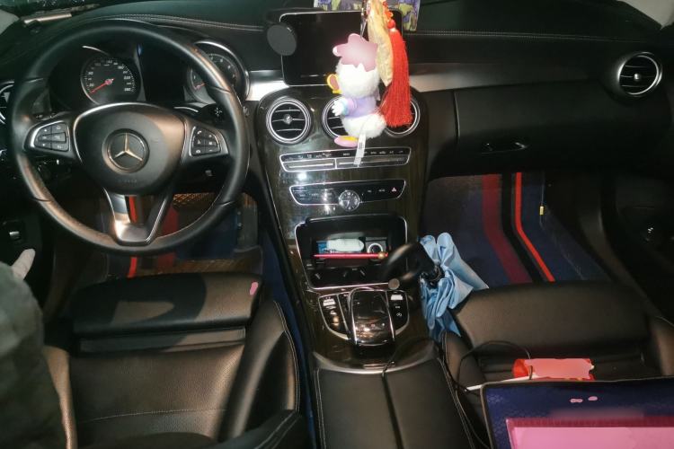 Used Mercedes-Benz C-Class 2015 C 180 L Center Console