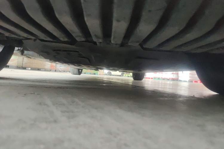 Used Mercedes-Benz C-Class 2015 C 200 L Sport Edition Chassis Front
