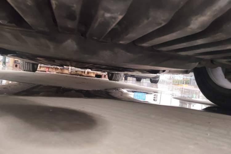 Used Mercedes-Benz C-Class 2015 Restyled C 180 L Sport Edition Chassis Front