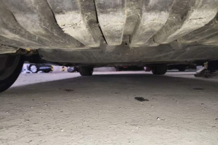 Used Mercedes-Benz C-Class 2015 C 200 station wagon Chassis Front
