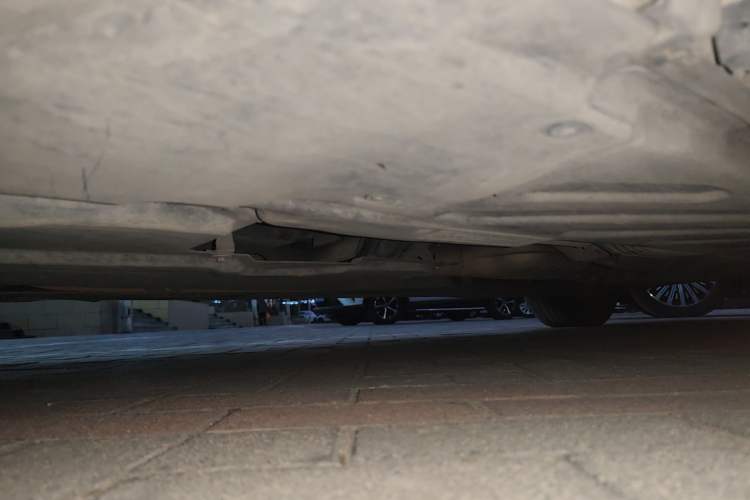 Used Mercedes-Benz C-Class 2015 C 180 L Chassis Front Left