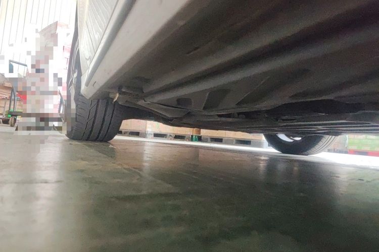 Used Mercedes-Benz C-Class 2015 C 200 L Sport Edition Chassis Front Left
