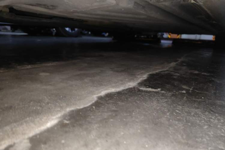 Used Mercedes-Benz C-Class 2015 Facelift C 180 L Chassis Front Left
