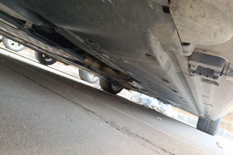 Used Mercedes-Benz C-Class 2015 Revised C 200 L Sport Edition Chassis Front Left