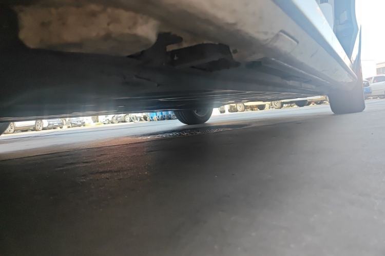 Used Mercedes-Benz C-Class 2015 C 180 L Sport Edition Chassis Front Left