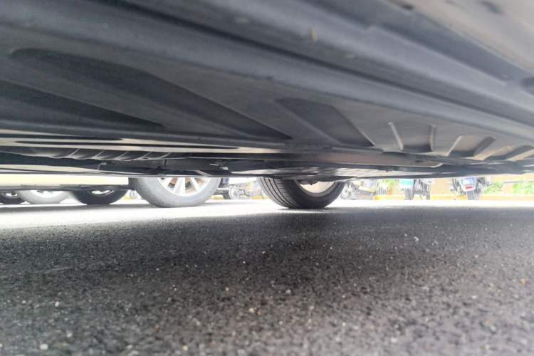 Used Mercedes-Benz C-Class 2015 C 200 station wagon Chassis Front Left