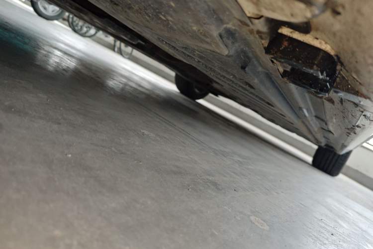 Used Mercedes-Benz C-Class 2015 C 200 L Sport Edition Chassis Front Left