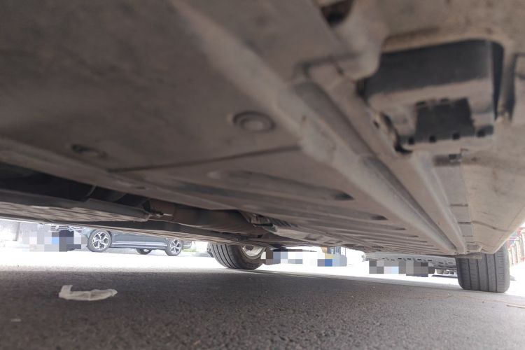Used Mercedes-Benz C-Class 2015 C 200 Sport Edition Chassis Front Left