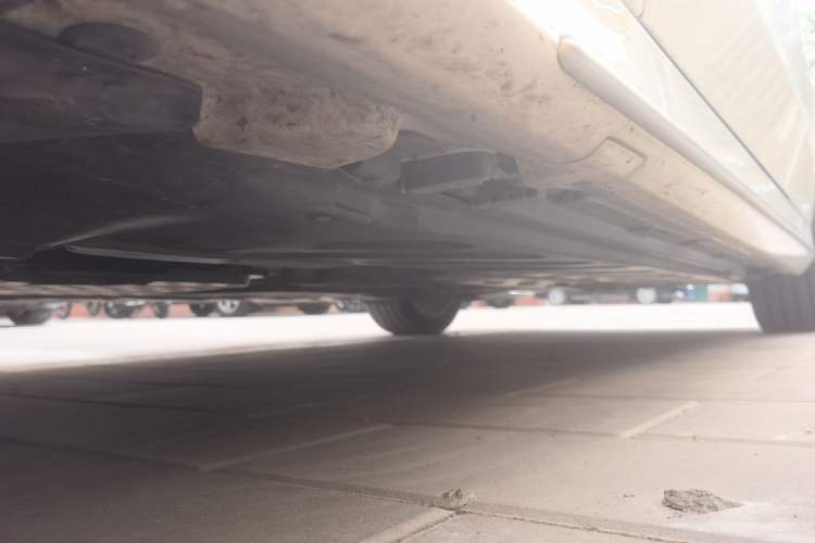 Used Mercedes-Benz C-Class 2015 Revised C 200 L Sport Edition Chassis Front Left