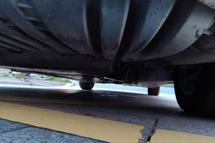 Used Mercedes-Benz C-Class 2015 C 200 L Chassis Front Left
