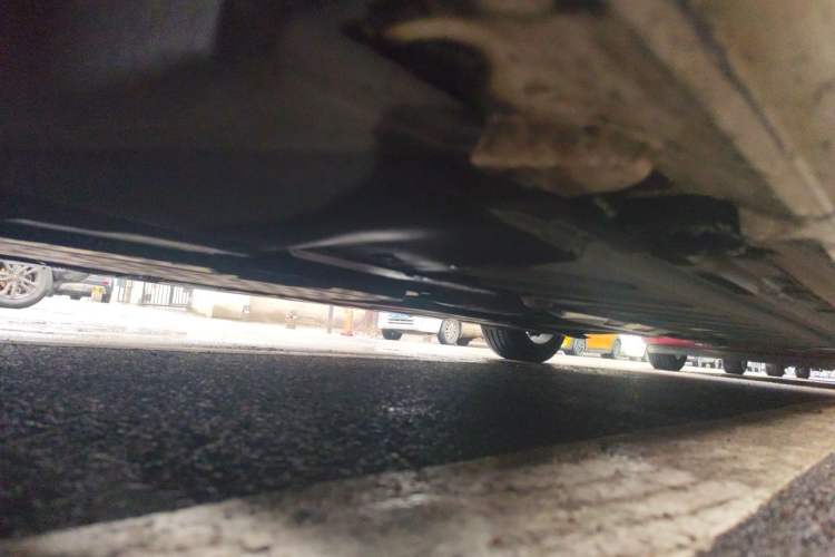 Used Mercedes-Benz C-Class 2015 Revised C 200 L Sport Edition Chassis Front Left