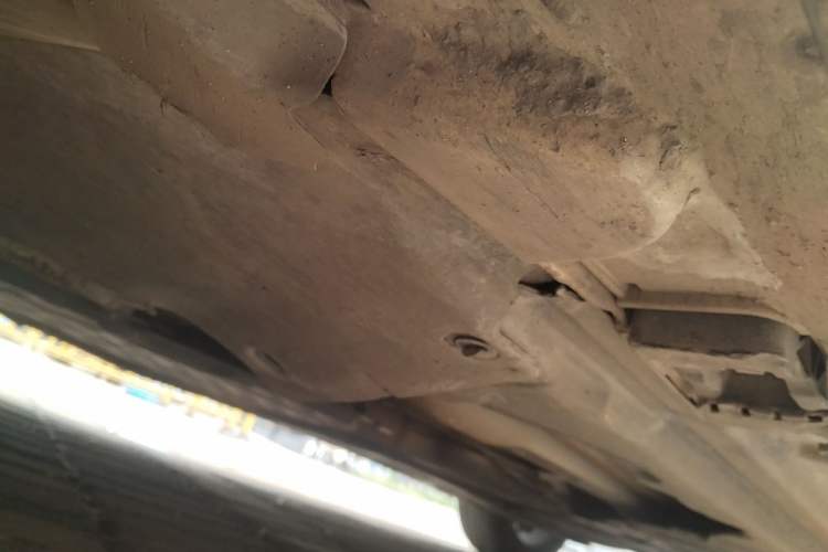 Used Mercedes-Benz C-Class 2015 C 200 Sport Edition Chassis Front Left