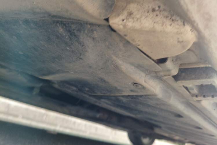 Used Mercedes-Benz C-Class 2015 C 200 L Chassis Front Left
