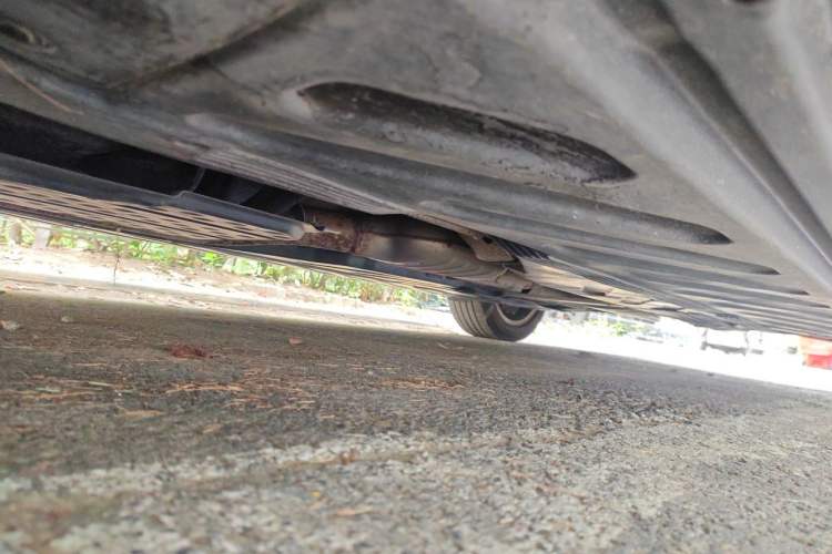 Used Mercedes-Benz C-Class 2015 Facelift C 200 L Chassis Front Left