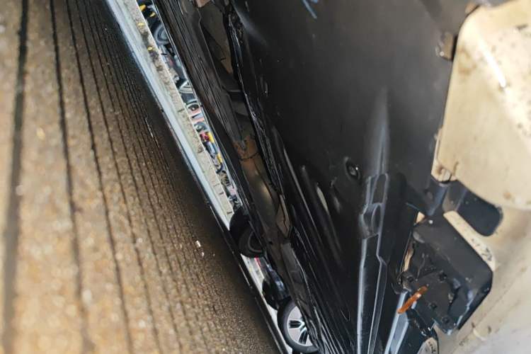 Used Mercedes-Benz C-Class 2015 C 200 L Chassis Front Left
