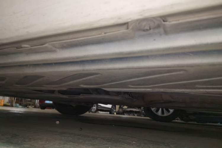 Used Mercedes-Benz C-Class 2015 Revised C 200 L Sport Edition Chassis Front Left